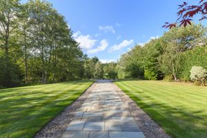 Photo 26- click for photo gallery